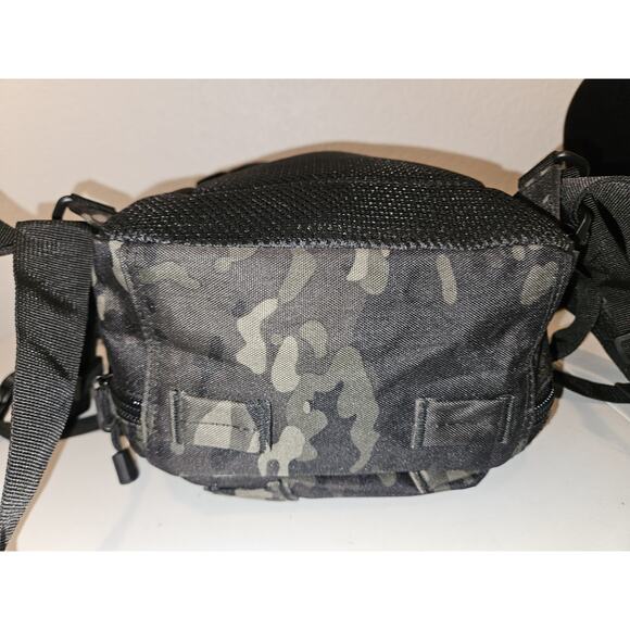 New! Backpack Assault Pack Bag Rucksack Hiking Treeking Travel Camo 17x10x6 - Picture 6 of 10
